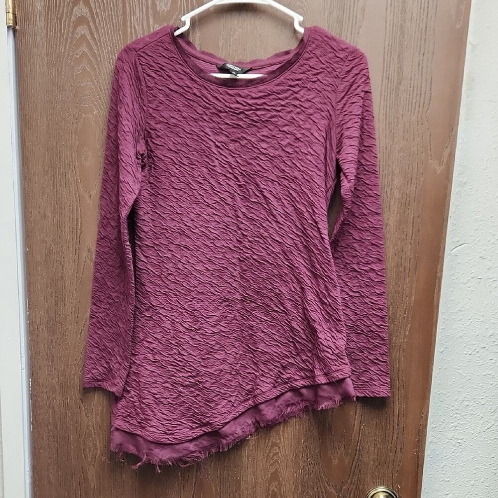 🚨2/$25 or 5/$50🚨Simply Vera Vera Wang Textured Burgundy Long Sleeve Top